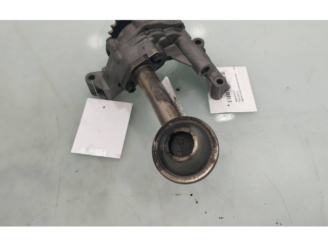 Масляный насос BXE 038115121A Skoda Octavia Mk2 (1Z)