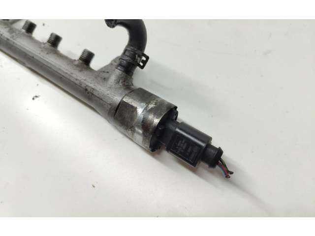 Топливная рампа 03L130089B, 600000646 Volkswagen Golf VI