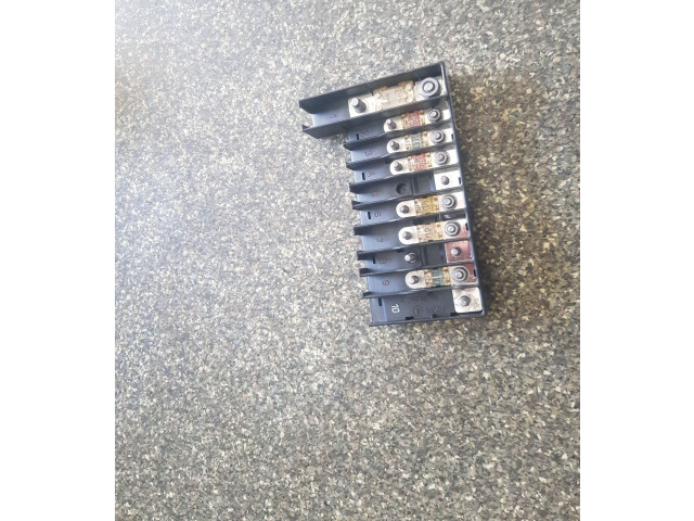 Pojistková skříňka 7H6970187J Volkswagen Multivan T5 2007