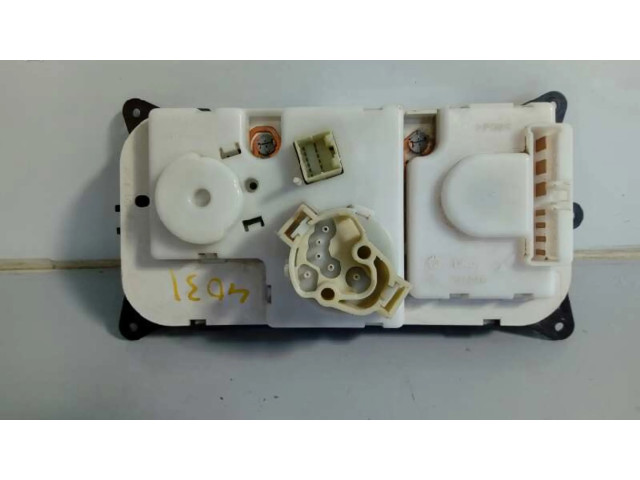 Блок управления климат-контролем 55037533AE, E3-B6-22-1   Jeep Cherokee III KJ