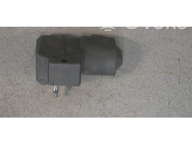 Моторчик дворников     Mitsubishi Space Star