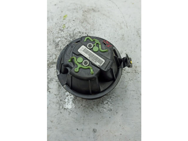 Вентилятор печки    8200619512, 8200619512   Dacia Duster