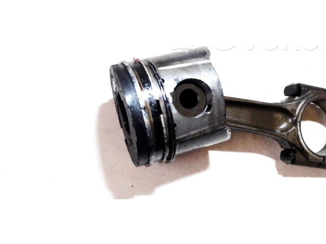 Поршень с шатуном Citroen Xsara Picasso для дизельного двигателя 2.0