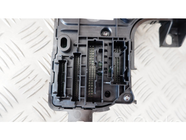 Блок комфорта 165765039A, 167097700A Tesla Model Y