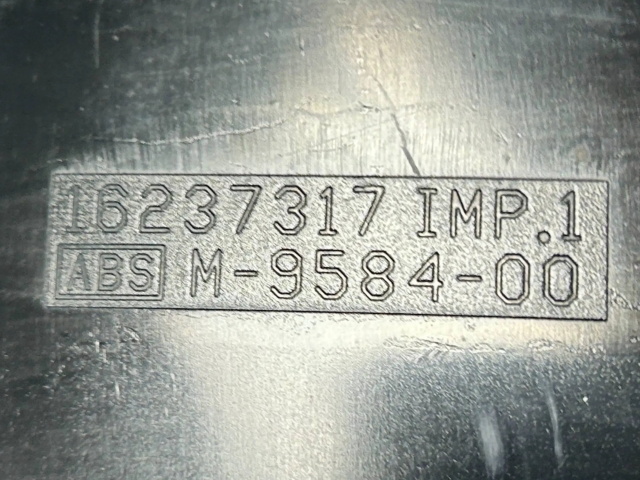 Панель приборов 09370095, 16237317 Chevrolet Astro