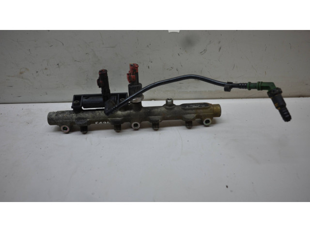 Vstřikovací lišta 0445214017, 000831 Peugeot 807