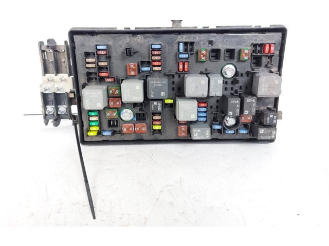 Блок предохранителей 13255300, 13255300   Chevrolet Orlando    