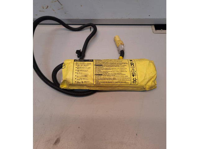 Vstřikovací lišta 6121 Toyota Avensis T250 pro naftový motor 2.0