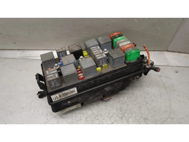 Pojistková skříňka 22704753 Chevrolet Equinox 2005