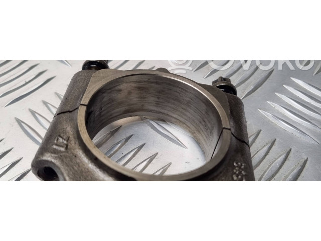 Píst    Opel Vectra B     