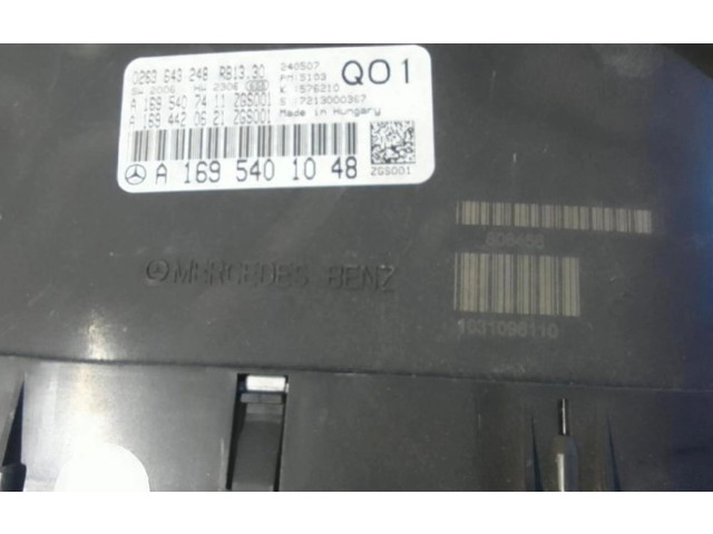 Přístrojová deska Mercedes-Benz B W245 2005 A1694401011