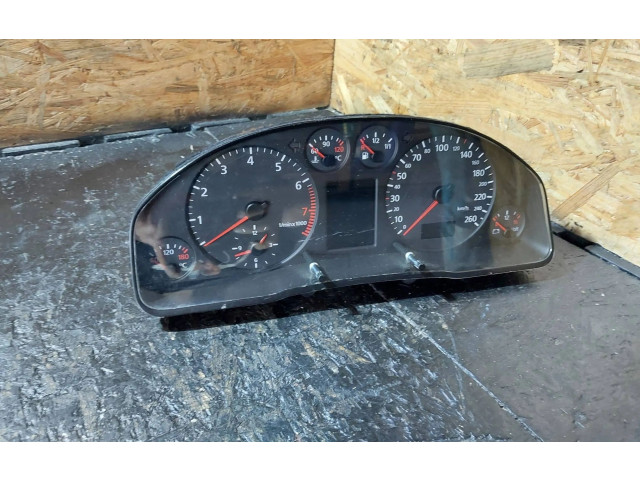 Спидометр (приборный щиток)  4B0919880A   Audi A6 S6 C5 4B 