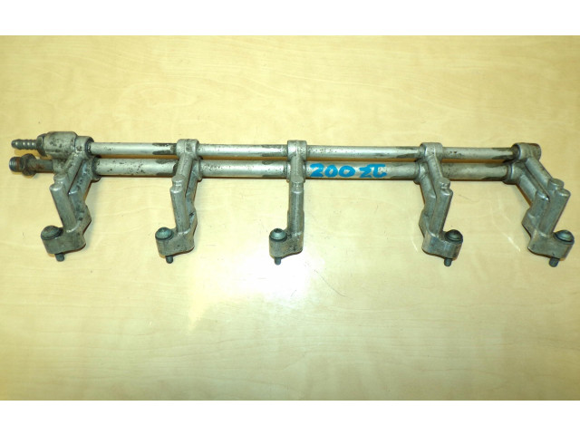 Vstřikovací lišta 070133317C Volkswagen Transporter - Caravelle T5