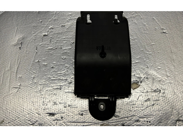 Блок предохранителей 31346672 Volvo XC90