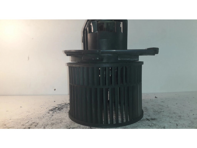 Вентилятор печки 653731J Opel Vectra B