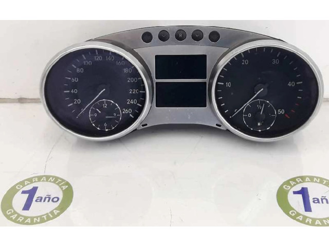 Панель приборов A2515400648, 2519006000   Mercedes-Benz R W251       