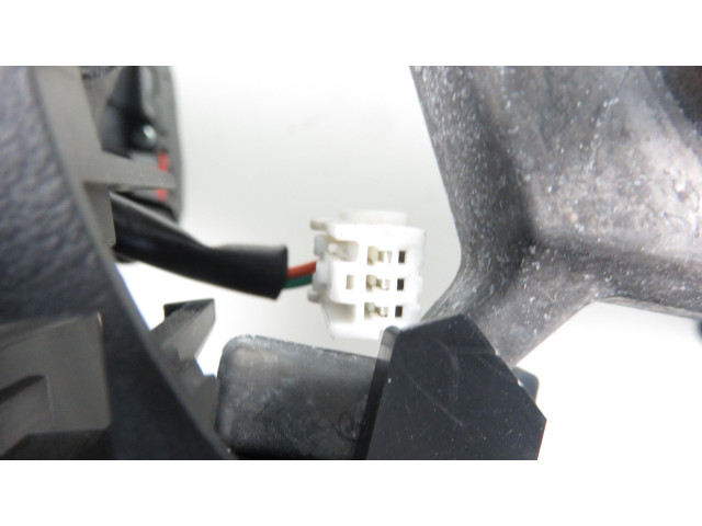 Volant Infiniti Q50 2014