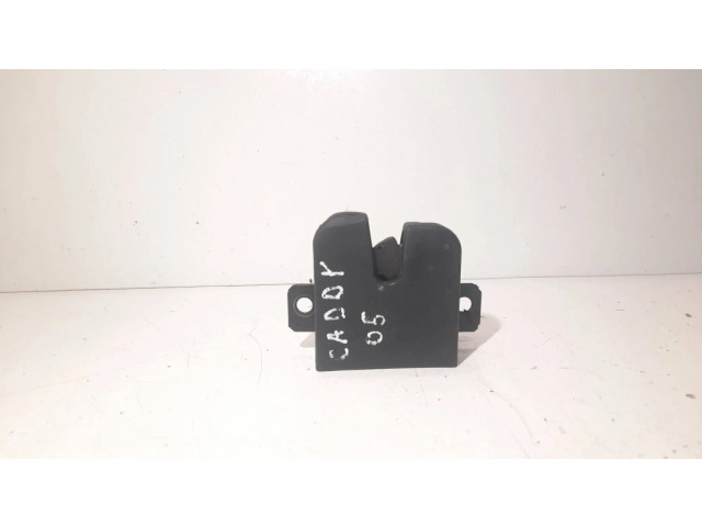 Замок задней крышки