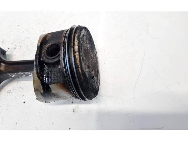 Píst Chrysler Voyager