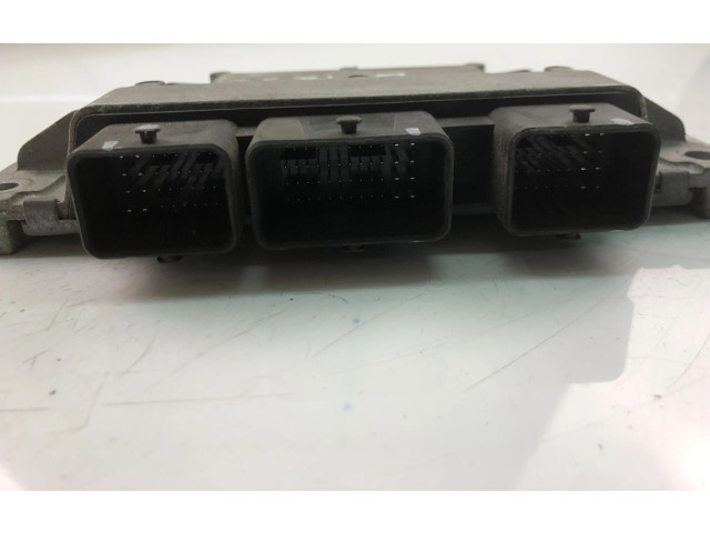 Řídící jednotka 8201076738, S120202121A Renault Twingo II 2007