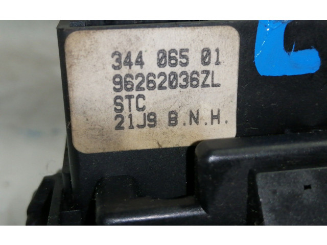 Ручка стеклоочистителей 96262036ZL, 34406501   Peugeot 306