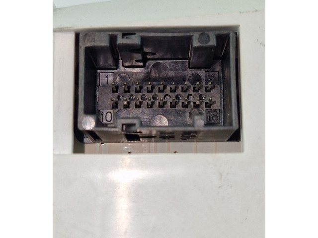 Přístrojová deska Fiat Linea 2009 51822829