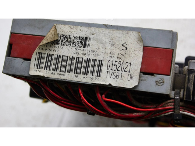 Блок предохранителей 9401802 Volvo XC90