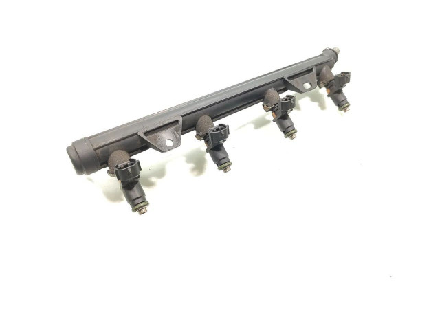 Комплект форсунок 036133320, 03C906031 Skoda Fabia Mk2 (5J) BTS