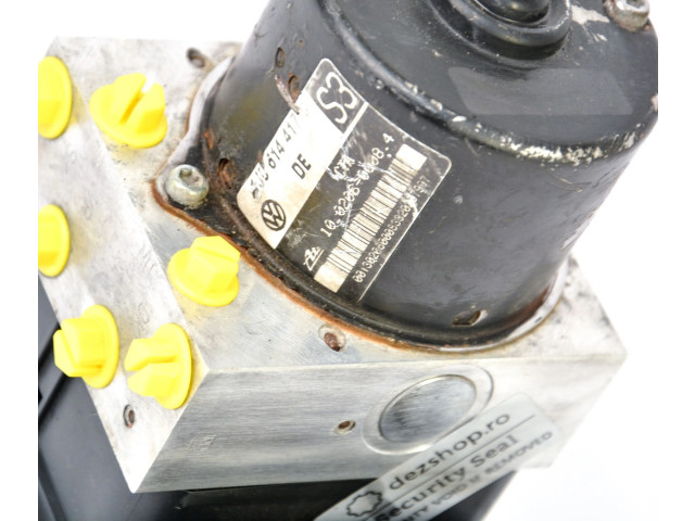 Блок АБС 1C0907379D, 1J0614417C Skoda Octavia Mk1 (1U) 1996 - 2004 года