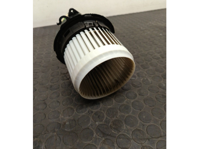 Вентилятор печки       Dacia Sandero