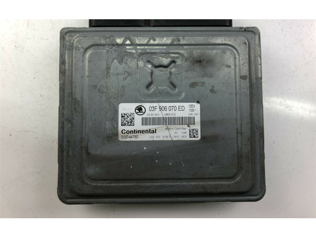 Блок управления 03F906070ED, F3560 Skoda Fabia Mk2 (5J)