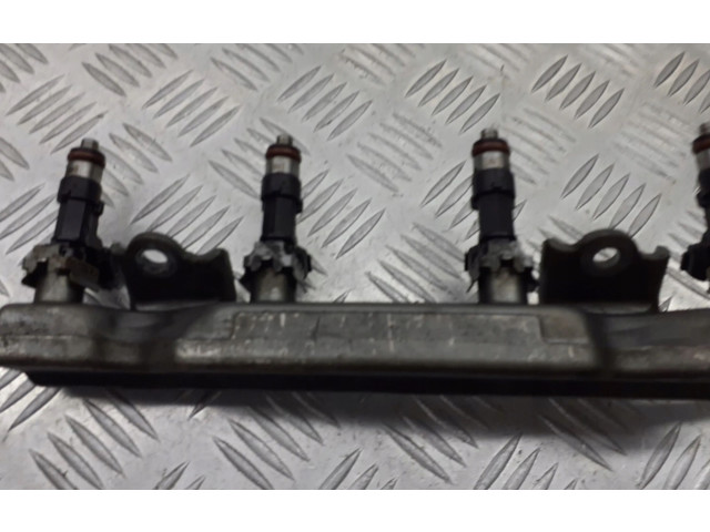 Vstřikovací lišta 16600-AX20B Nissan Micra