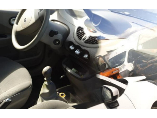 Генератор 0124225056 Renault Twingo II