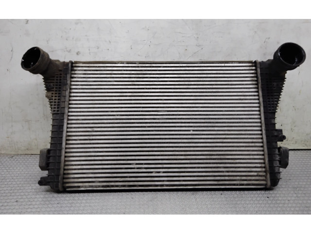 Интеркулер 1K0145803 Skoda Octavia Mk2 (1Z)