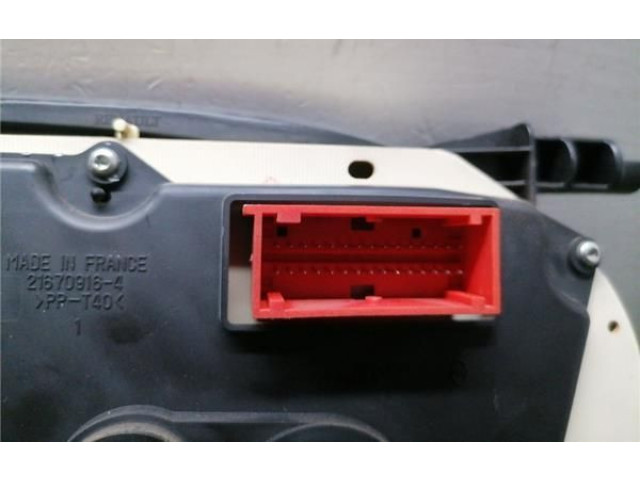 Спидометр (приборный щиток) P8200276525, P8200276525 Renault Clio II