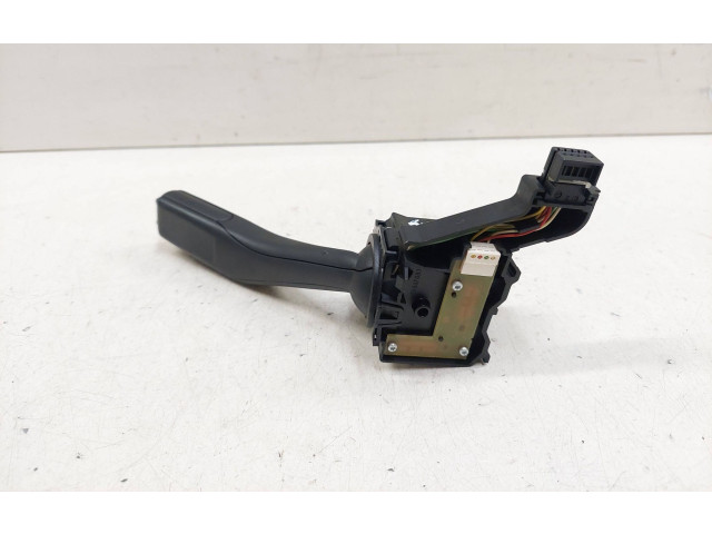 Ручка поворотов/ фонарей 1K0953513G, 01103512 Skoda Octavia Mk2 (1Z)