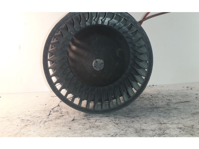 Дроссельная заслонка 1H1819021 Volkswagen Golf III