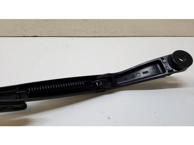 Ножка стеклоочистителей лобового стекла