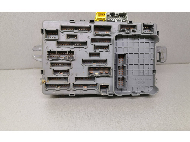 Блок предохранителей PPT20GF10 Honda Accord