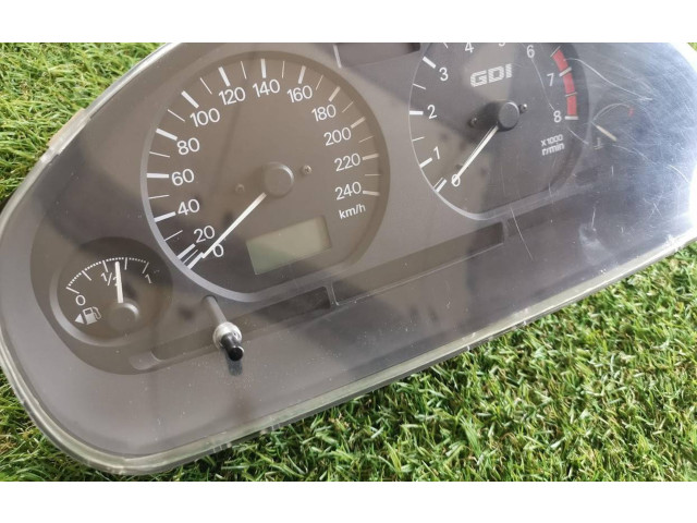 Панель приборов MR308415, 0P0231 Mitsubishi Carisma