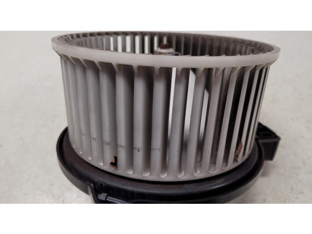 Вентилятор печки 8727000691 Mazda 6