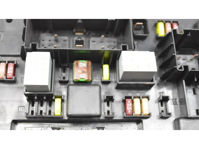 Pojistková skříňka 13368653 Opel Zafira C 2013