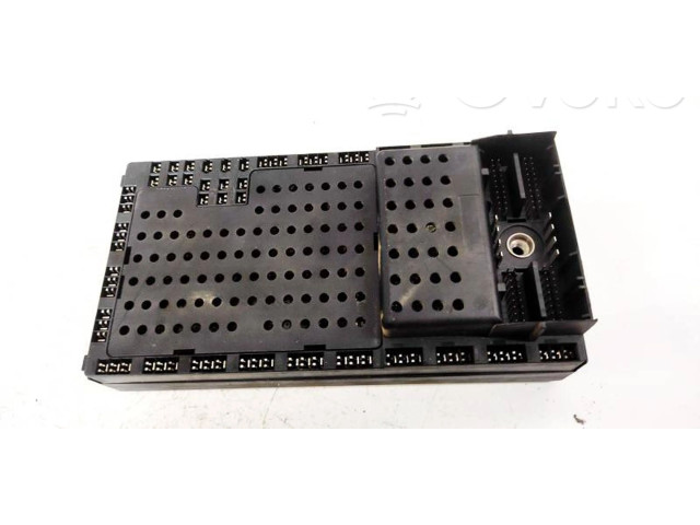 Блок предохранителей  08679899, 08696098   Volvo S70  V70  V70 XC    