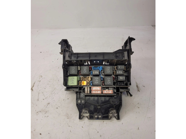 Блок предохранителей 8X0971845A   Audi A1    