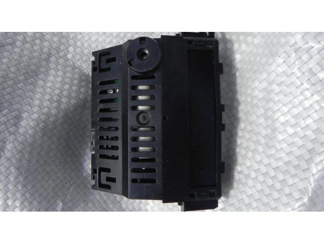 Экран/ дисплей / маленький экран