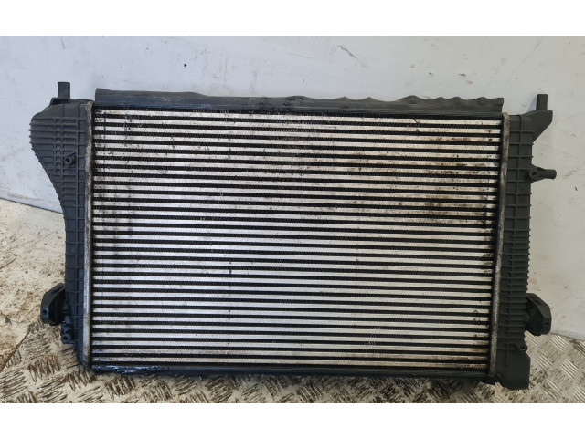 Интеркулер 1K0145803H Volkswagen Caddy