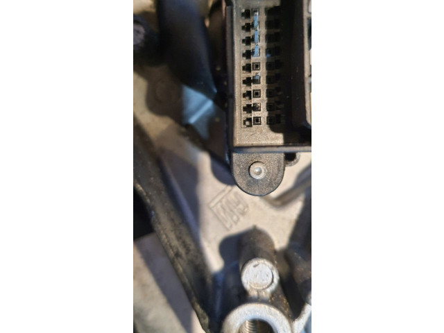 Зеркало электрическое        Opel Meriva A  2003 - 2010 года   