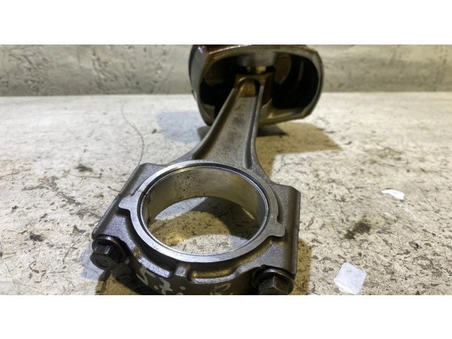 Píst Dodge Challenger pro benzínový motor 5.7