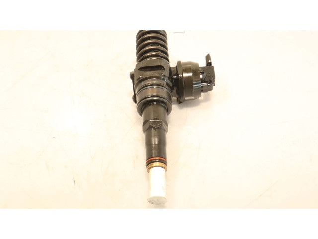 Форсунка 0414720215 Audi A3 S3 8P BKC