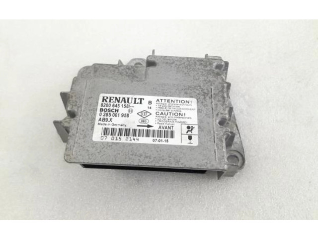 Блок подушек безопасности 8200645158, 0285001958   Renault Clio III